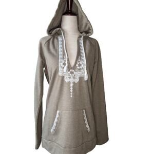 Roxy Embroidered V Neck Hoodie Sz M